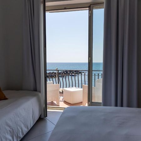 Teddu B&B Giardini Naxos Eksteriør bilde